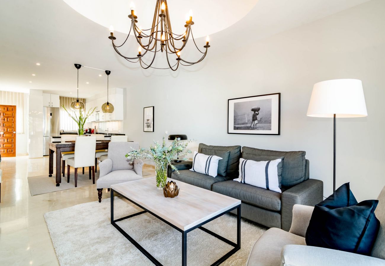 Lägenhet i Nueva andalucia - AS10 - Exclusive Apartment in Puerto Banus