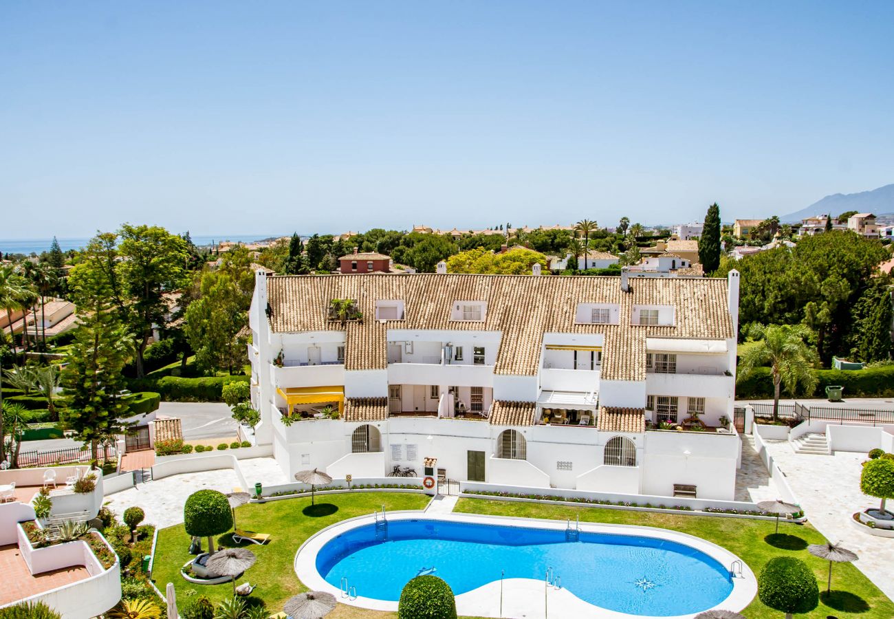 Lägenhet i Nueva andalucia - ELD1-Stunning 2 Bedroom Penthouse in Puerto Banus