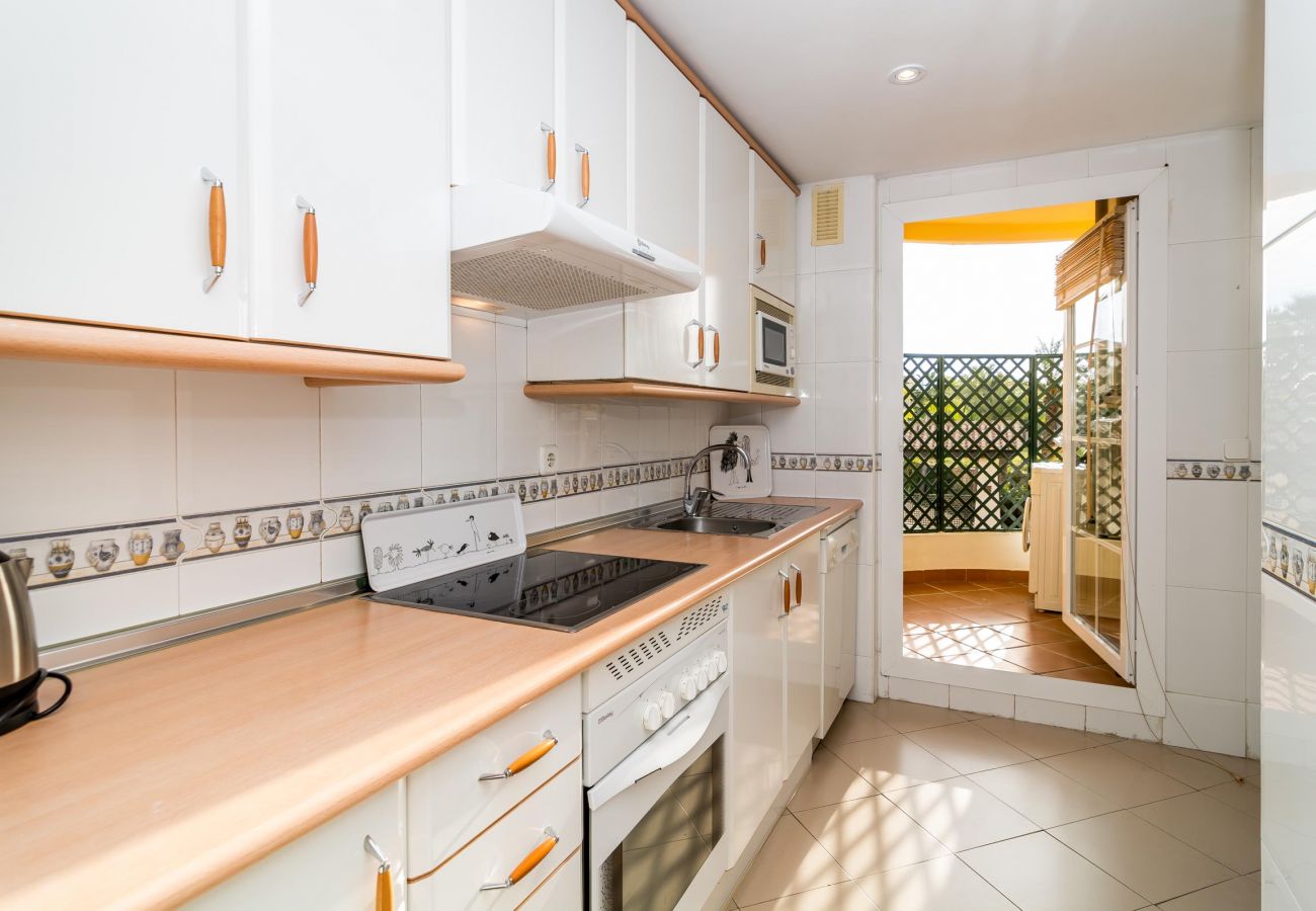 Lägenhet i Nueva andalucia - SAG - Elegant 2 Bedroom Apartment with Terrace