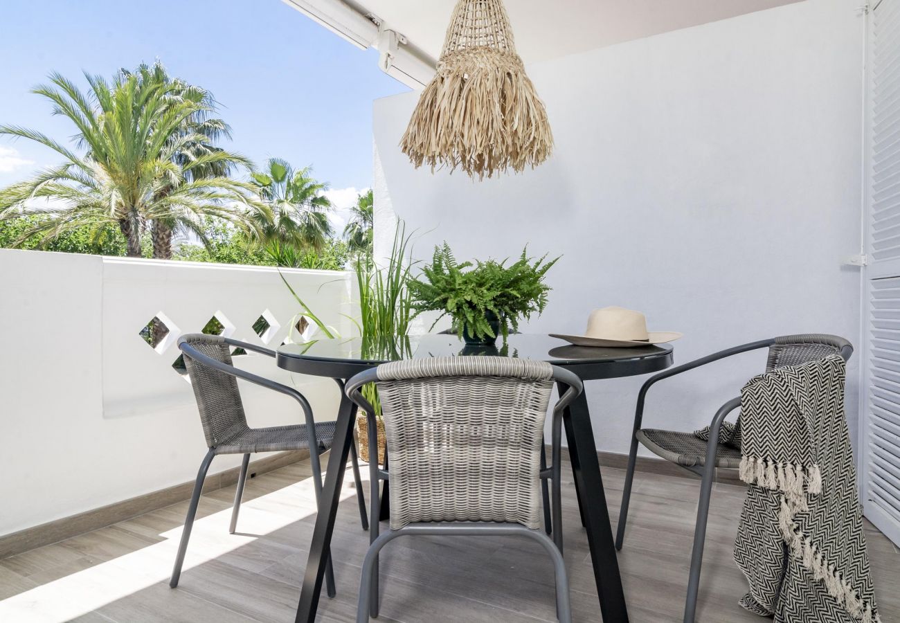 Lägenhet i Puerto Banus - PR - Stunning flat front line beach Puerto Banus