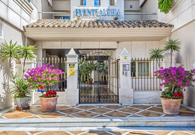 Lägenhet i Nueva andalucia - FA - Fabulous Apartment with in and outdoor Pool