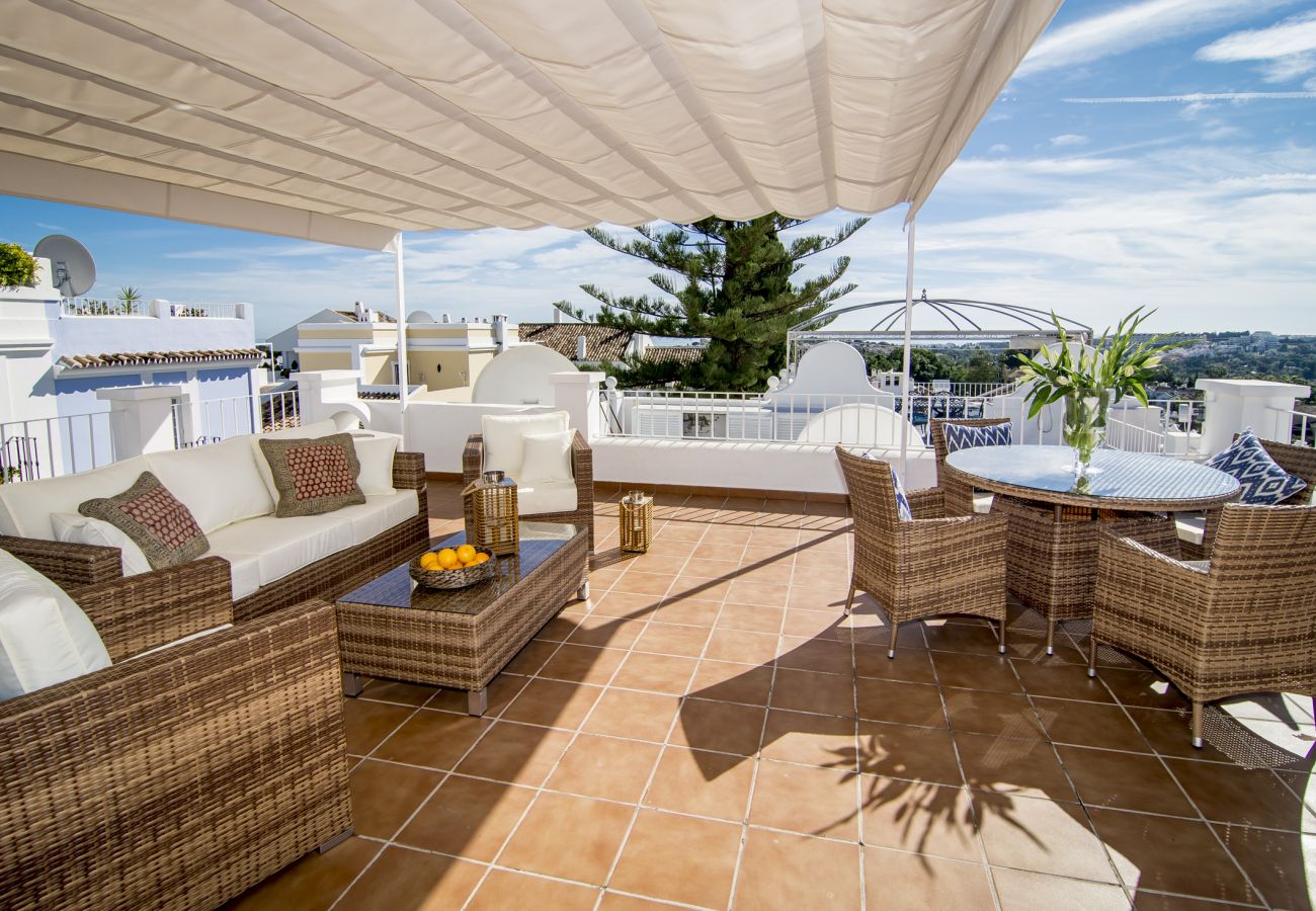 Lägenhet i Nueva andalucia - AP116 - Casa Aloha I by Roomservices