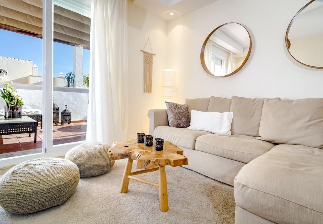 Lägenhet i Marbella - AR23 - Holiday flat, Puerto Banus by Roomservices