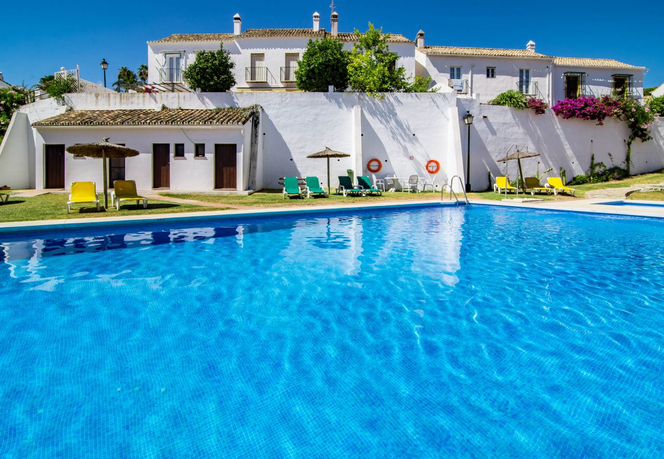 Radhus i Marbella - EN- Cozy Andalusian style townhouse  in Marbella