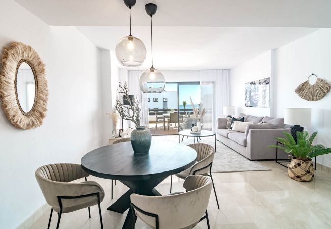  i Estepona - DJA- Modern 2 bedroom apartment close to beach