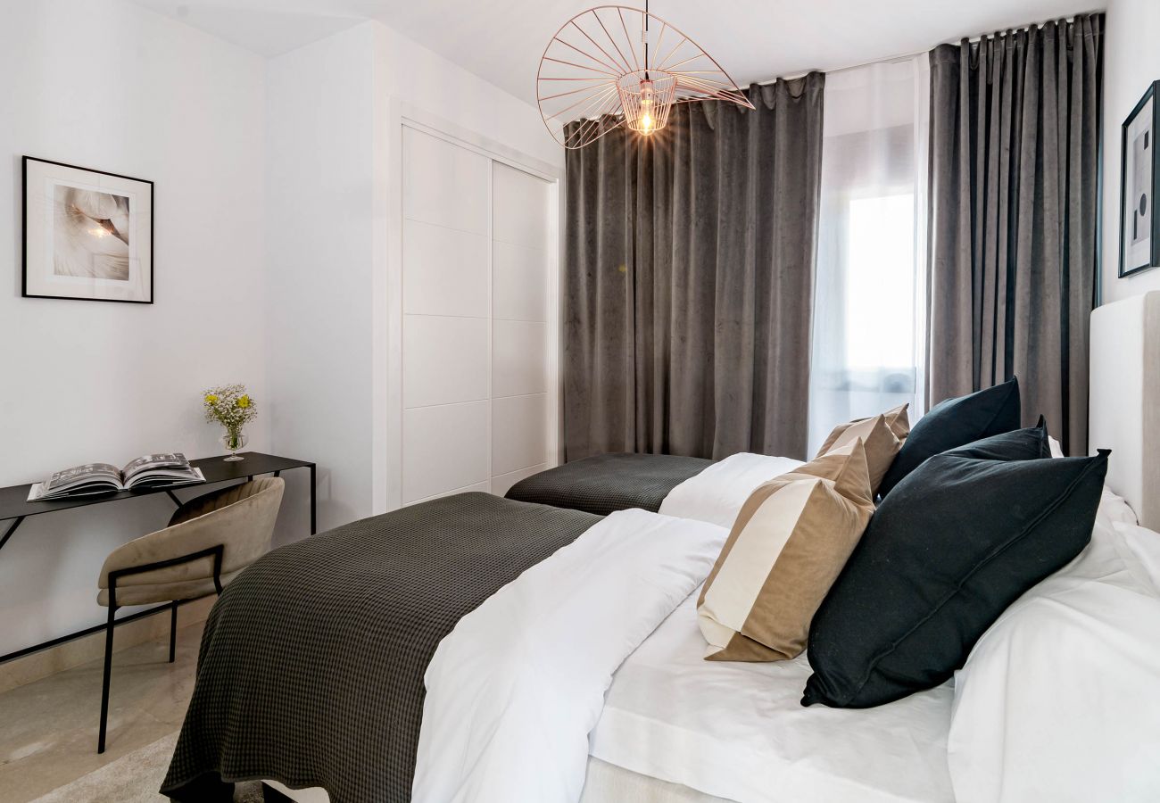 Lägenhet i Estepona - DJA- Modern 2 bedroom apartment close to beach