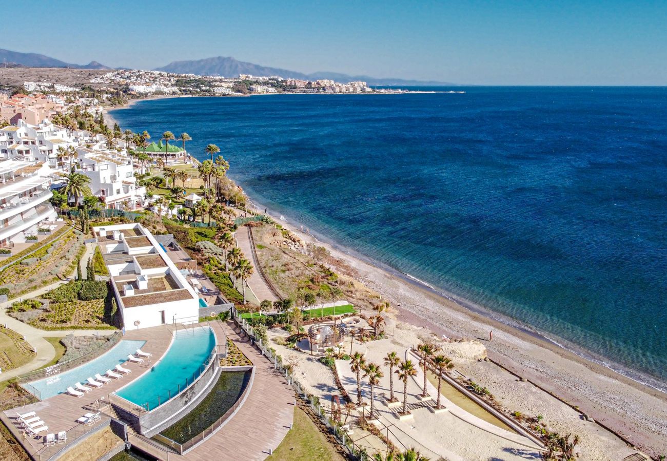 Lägenhet i Estepona - TE- Luxury resort, front line beach, families only