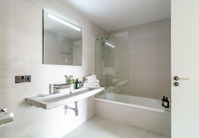 Lägenhet i Estepona - LAE9.1I- Apotel Estepona Hills by roomservices