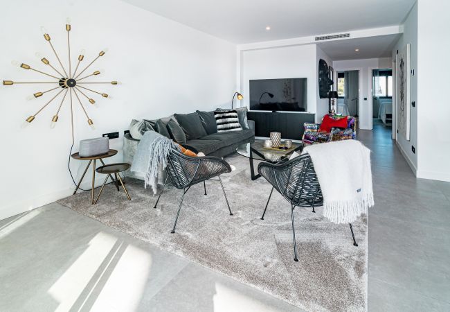 Lägenhet i Estepona - LAE13.1D- Apotel  Estepona hills by Roomservices