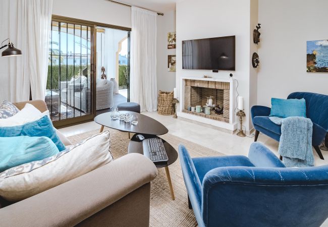 Lägenhet i Nueva andalucia - CB - Casa Cerro Blanco by Roomservices