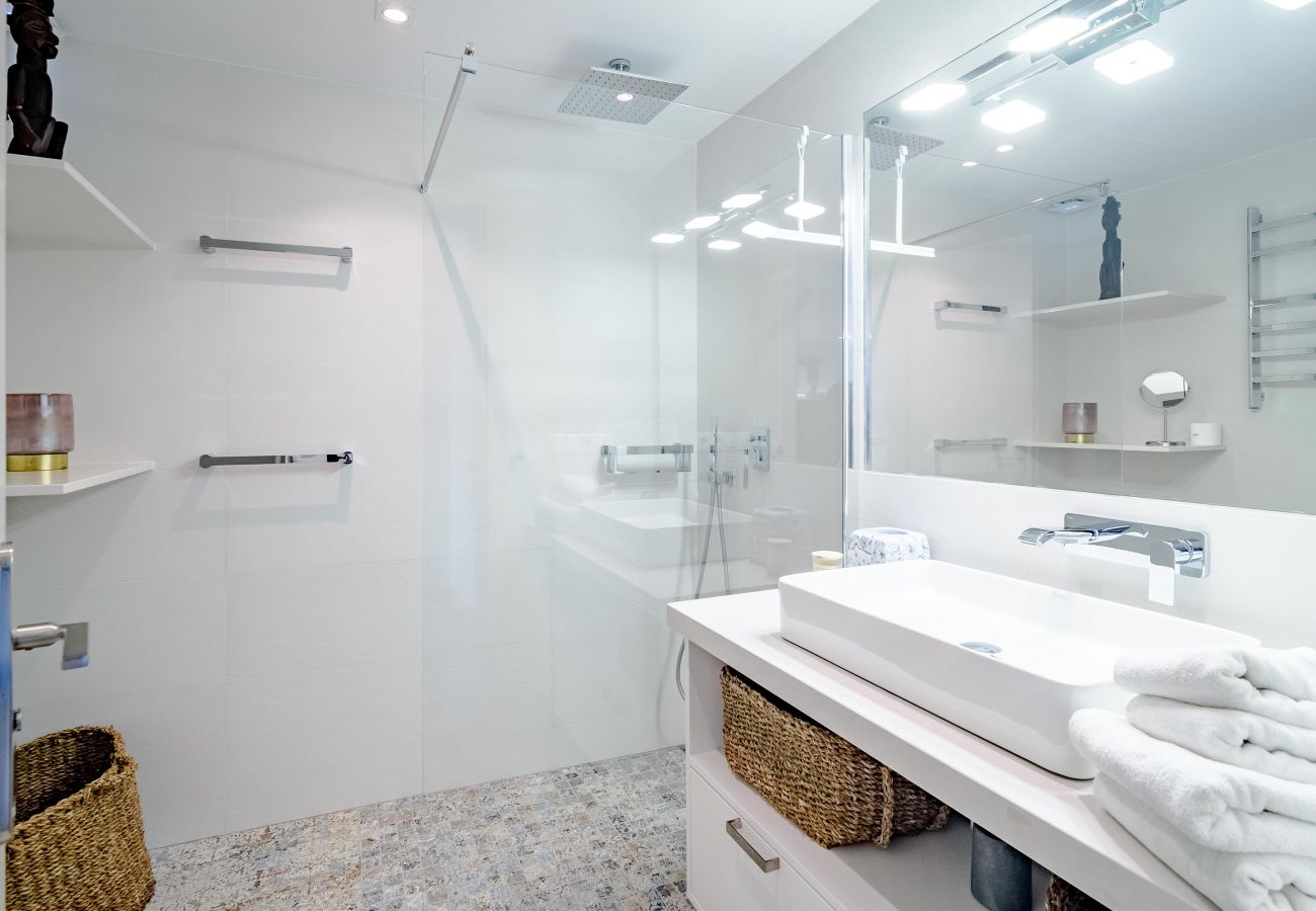 Lägenhet i Nueva andalucia - CB - Casa Cerro Blanco by Roomservices