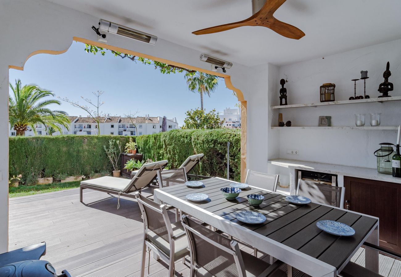 Lägenhet i Nueva andalucia - CB - Casa Cerro Blanco by Roomservices