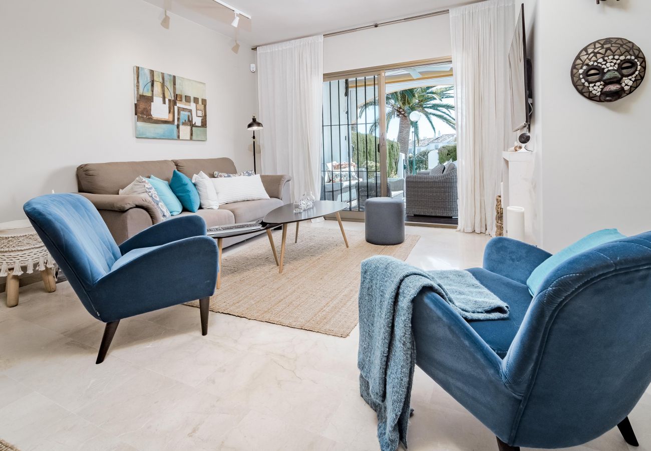 Lägenhet i Nueva andalucia - CB - Casa Cerro Blanco by Roomservices