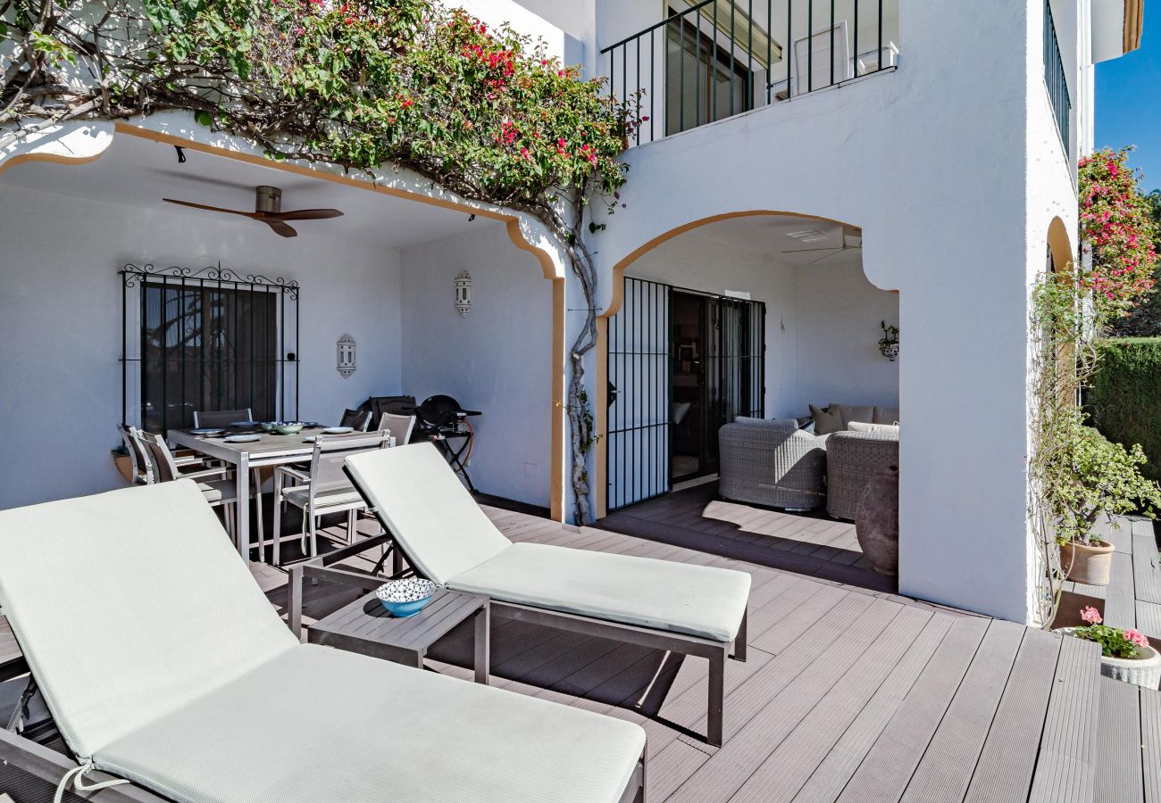 Lägenhet i Nueva andalucia - CB - Casa Cerro Blanco by Roomservices