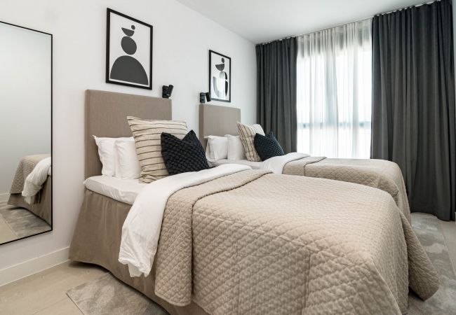 Lägenhet i Estepona - LME13.3A- Modern and luxury flat close to port