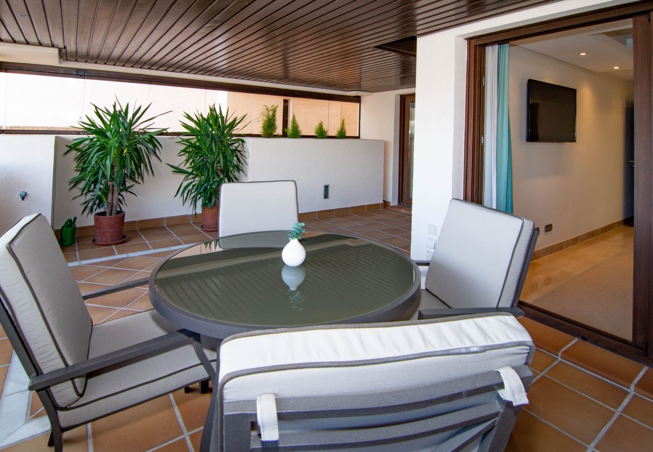 Lägenhet i Estepona - BDP- Luxury 1 bedroom frontline beach