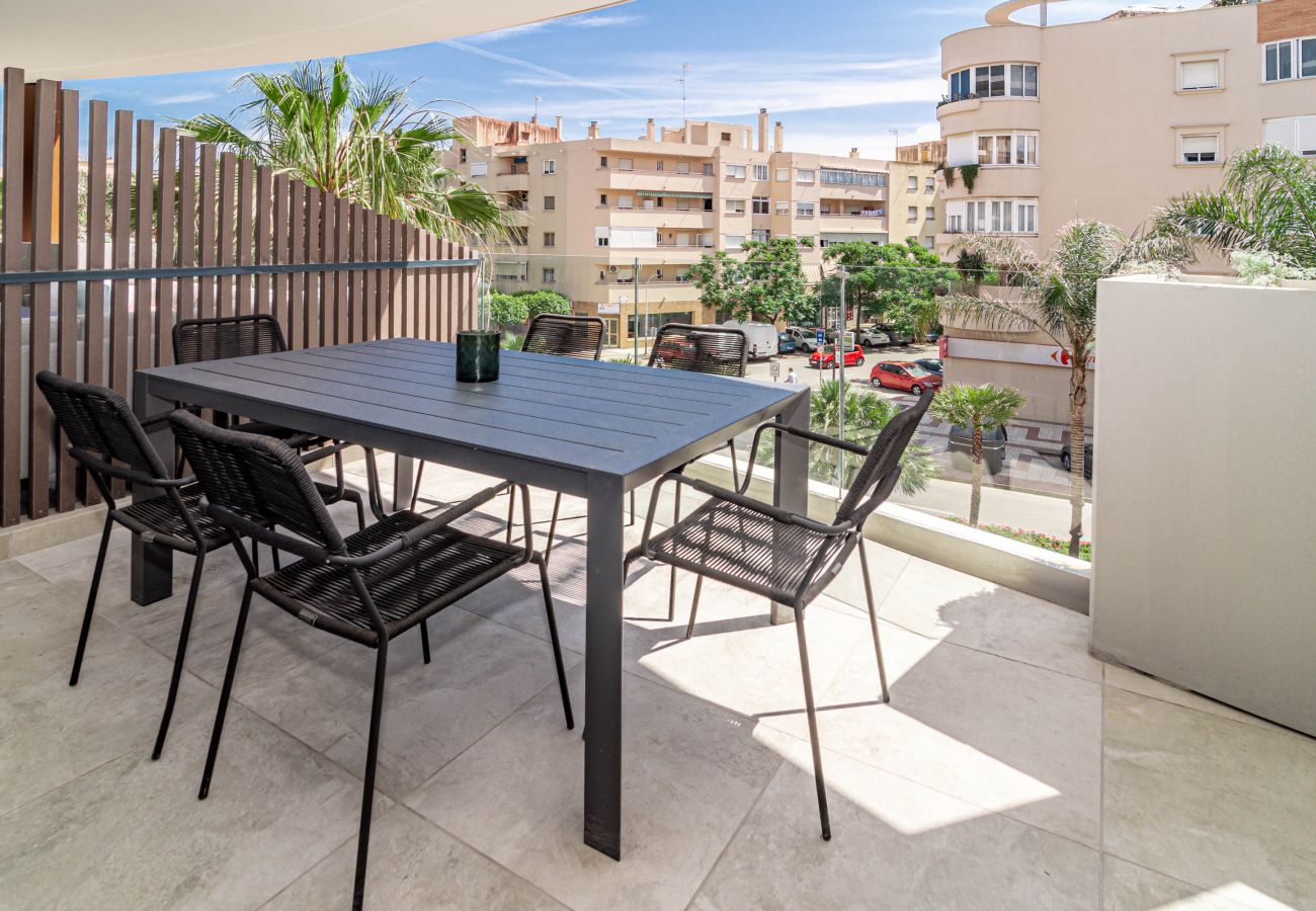 Lägenhet i Estepona - INF3.2L- Modern city apartment, families only