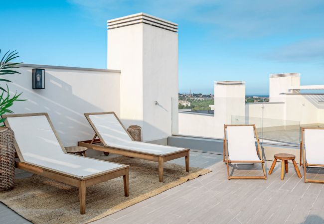 Lägenhet i Estepona - OV- Stunning flat in relaxing resort.