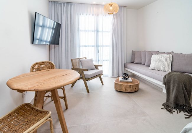 Lägenhet i Estepona - A4- SeaClub suites by Roomservices