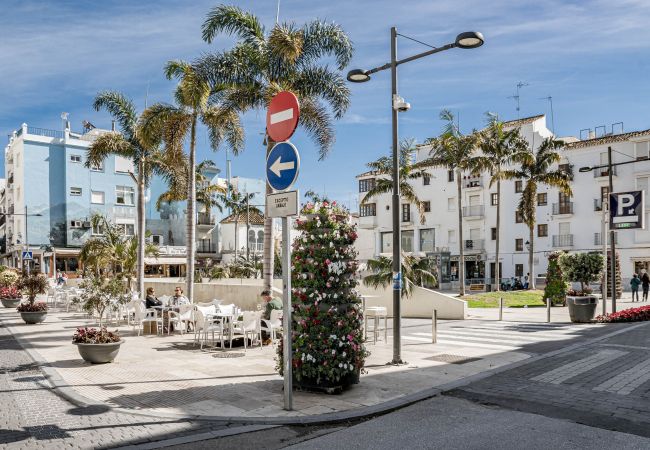 Lägenhet i Estepona - A5- Seaclub suites by Roomservices