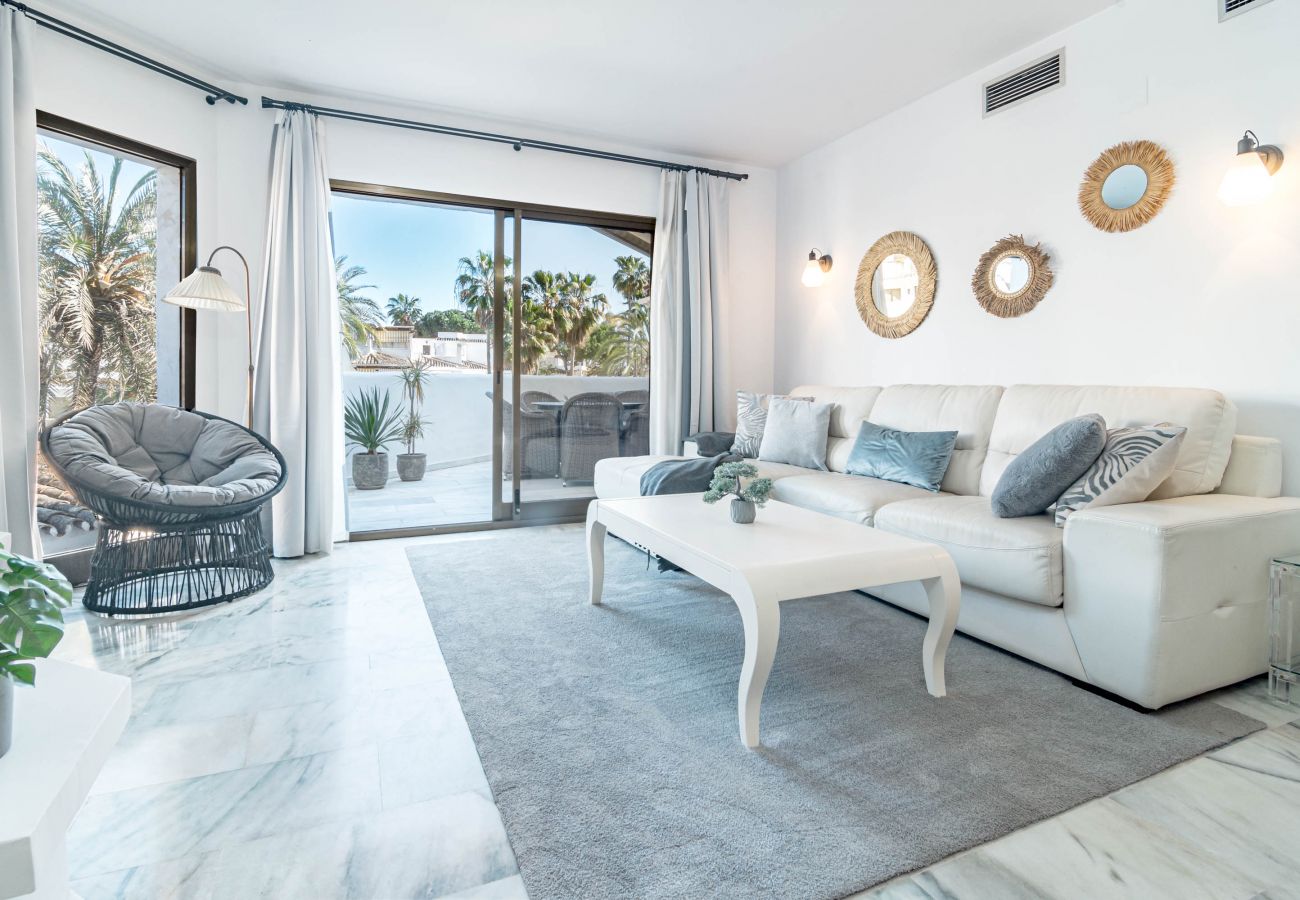 Lägenhet i Marbella - GBH - Casa Golden beach by Roomservices