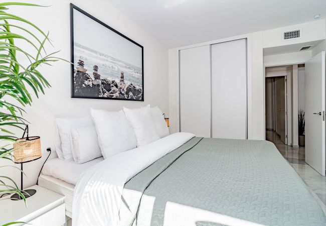 Lägenhet i Nueva andalucia - LCR1- Lovely ground floor apartment, Puerto Banus
