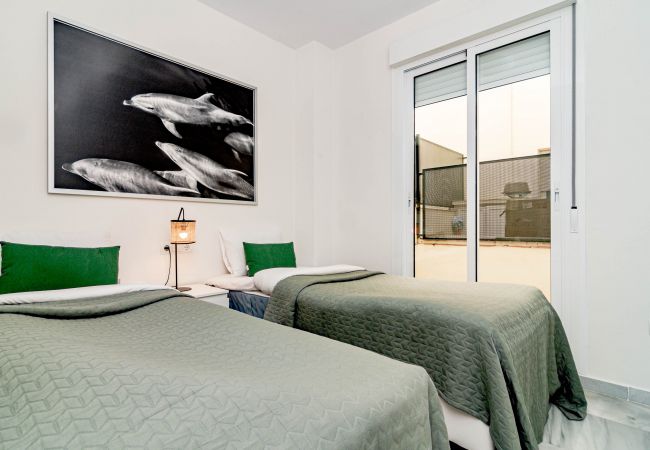 Lägenhet i Nueva andalucia - LCR1- Lovely ground floor apartment, Puerto Banus