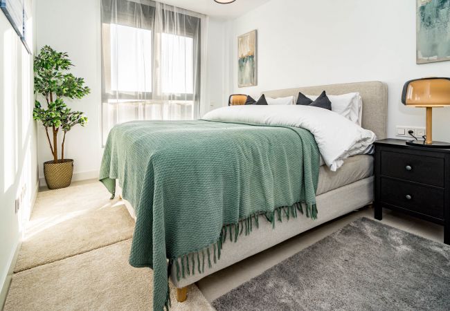 Lägenhet i Estepona - LME101A- Lovley Apartment with stunning views