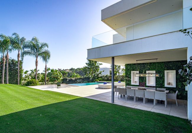 Villa i Benahavís - ELM2- Luxury, Modern Villa by Roomservices