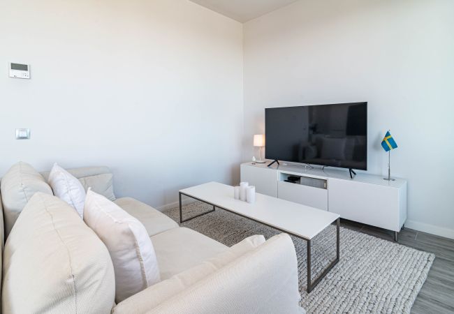 Lägenhet i Estepona - LM322B- Newly built apartment with sea views