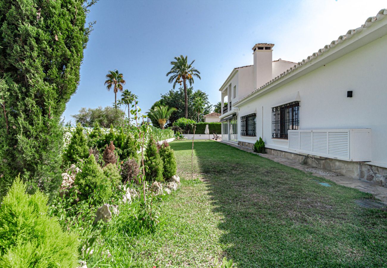 Villa i Marbella - GRR - Elegant Villa with Exclusive Private Pool